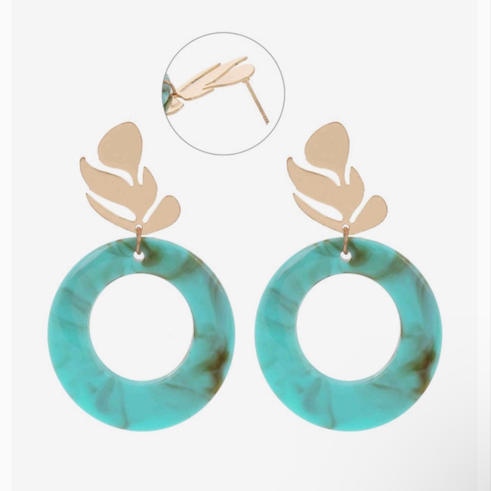 Turquoise open circle stud earrings